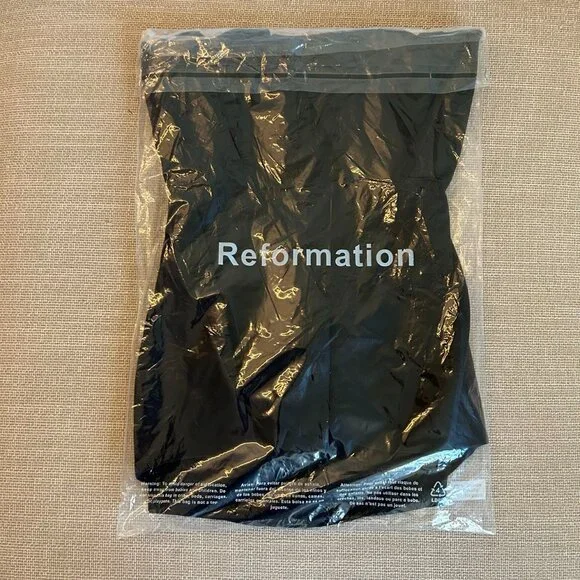 NEW Reformation Auli Halter Backless Top Sz4 Black Sleeveless - Picture 5 of 10